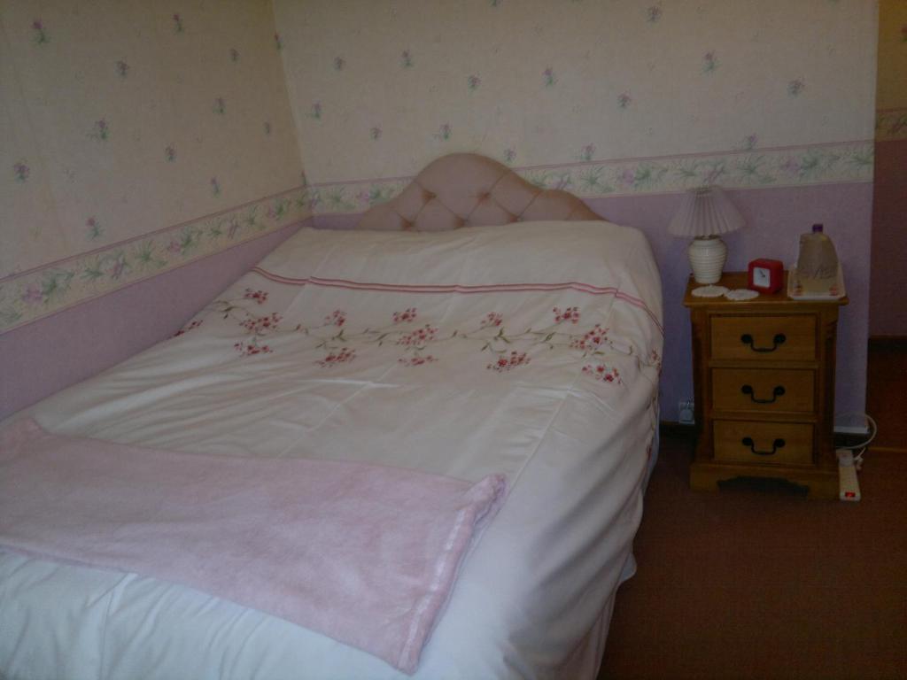 La Maison Jaune Bed and Breakfast Bouresse Δωμάτιο φωτογραφία